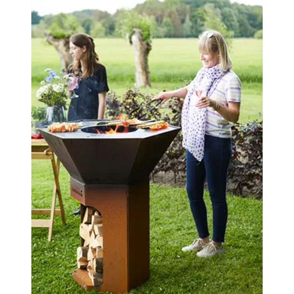 barbecue-nestor-5 barbecue a legna da esterno, barbecue a legno Nestor, barbecook, barbecue moderno, barbecue a legna, barbecue esterno moderno, barbecue corten, giardinaggio Bergamo, barbecue Bergamo, arredo giardino Bergamo, barbecue Nestor