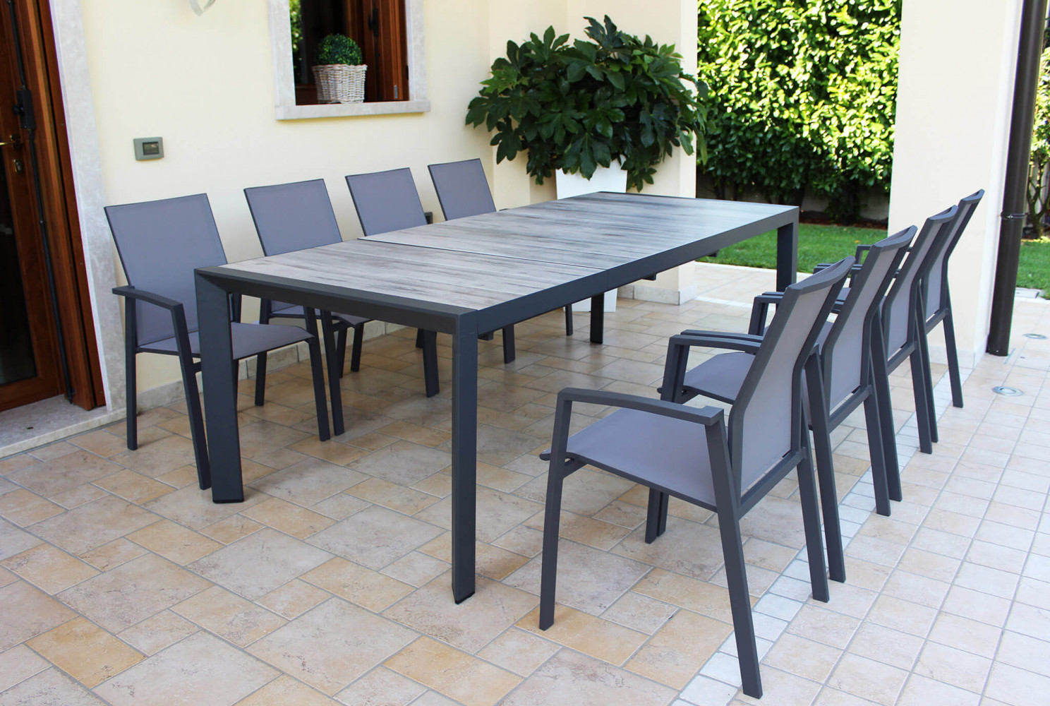 TAVOLO NEWPORT 175/235 X 100 tavolo giardino allungabile Newport, tavolo esterno, tavoli in gres effetto legno allungabile, arredo giardino Bergamo, Giardinaggio Bergamo, Rota commerciale Bergamo