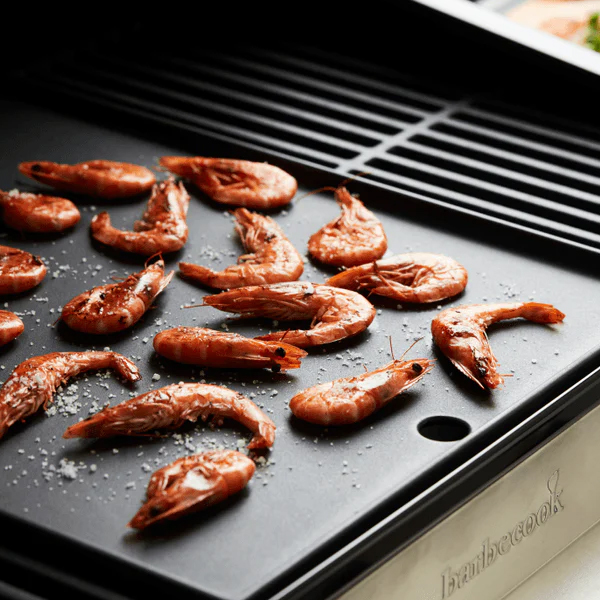 piastra-universale-3 piastra universale in ghisa smaltata, piastra universale, piastra in ghisa, piastra in ghisa per barbecue, piastra bifacciale per barbecue, accessori Barbecook, Barbecook, barbecue, barbecue Bergamo, giardinaggio, giardinaggio Bergamo, Rota Commerciale Bergamo