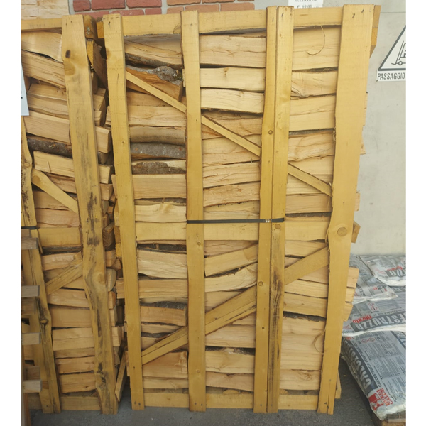 BANCALE-LEGNA-ARDERE-3 Legna, legna da ardere faggio, bancale legna da ardere faggio, legna da ardere certificata, materiali edili Bergamo, legname da ardere, sistemi di riscaldamento Bergamo, Rota Commerciale Bergamo