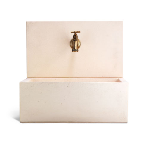 q-madrid-r-small lavello da esterno Q Madrid, lavello da etserndo, lavandino da esterno, lavello moderno, lavabo da esterno, lavabo moderno, lavello in cemento, lavandino in cemento, lavabo in cemento, fontane in cemento, fontane giardino, fontane Bergamo, giardinaggio, giardinaggio Bergamo, Rota Commerciale Bergamo