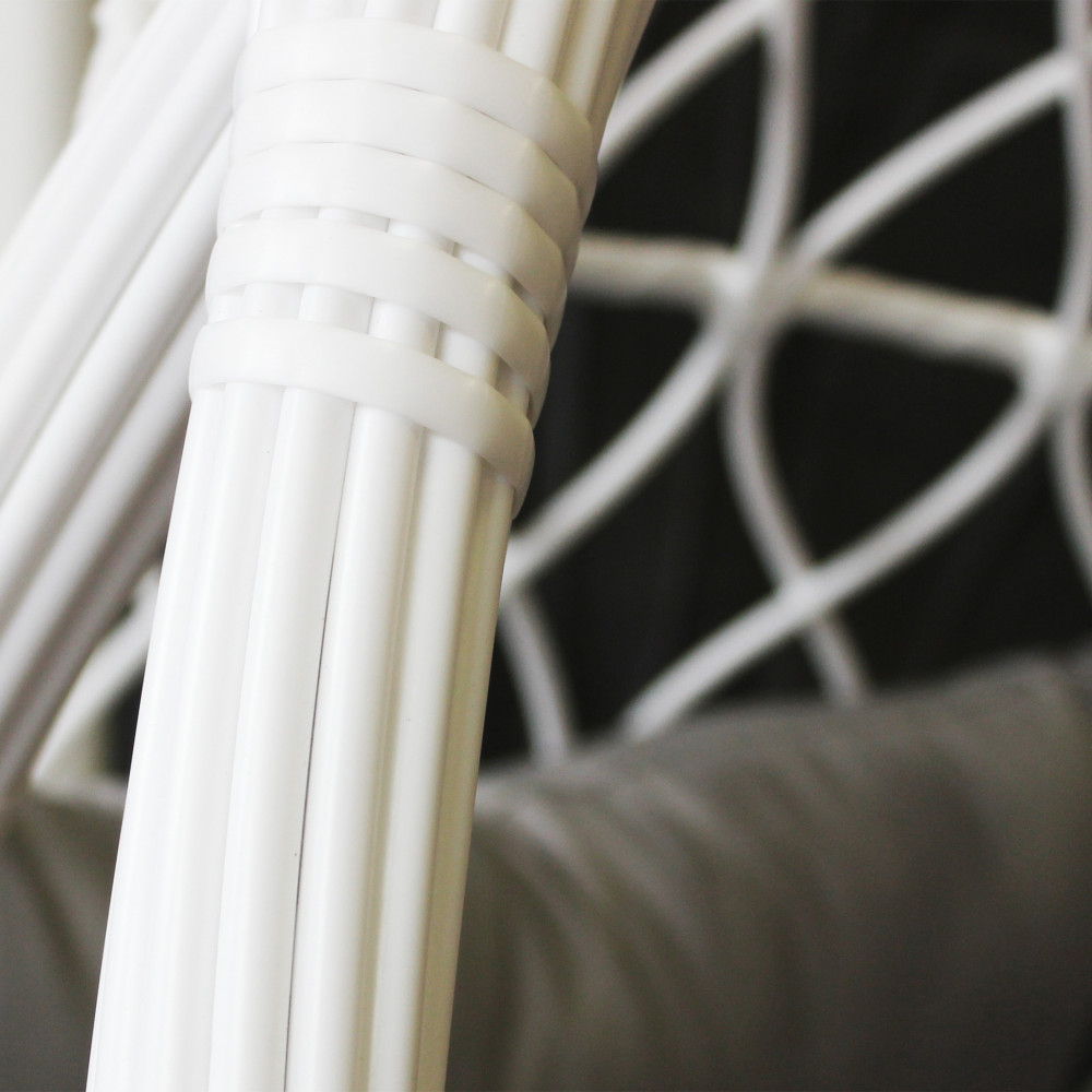 DONDOLO MORGANA SEDIA SOSPESA A DONDOLO BIANCO MORGANA, DONODLO BIANCO, SEDIA SOSPESA, POLTRONA SOSPESA , GIARDINAGGIO , GIARDINAGGIO BERGAMO, ARRDO GIARDINO, ARREDO GIARDINO BERGAMO, ROTA COMMERCIALE BERGAMO